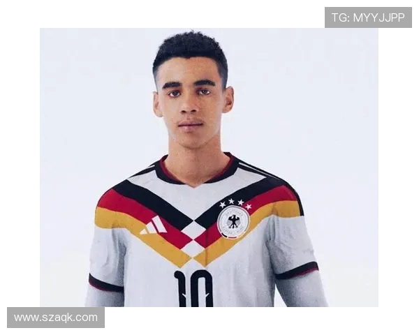 德甲球队球衣风格与球服设计演变史 德甲球队球衣风格与球服设计演变史